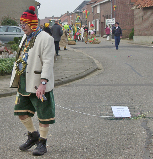 Carnavalsoptocht Dieteren foto:Har Verheggen