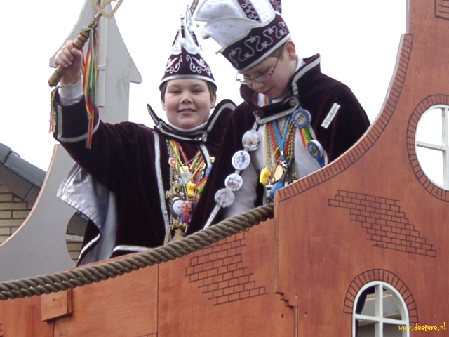 Carnavalsoptocht Dieteren foto:Har Verheggen